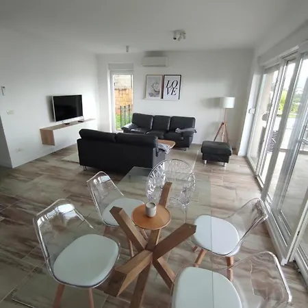 Panorama Apartment
