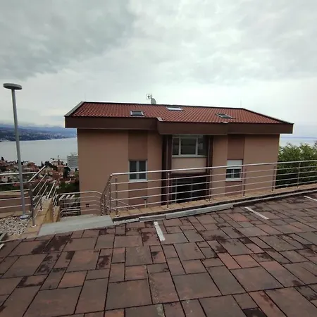 Apartment Panorama