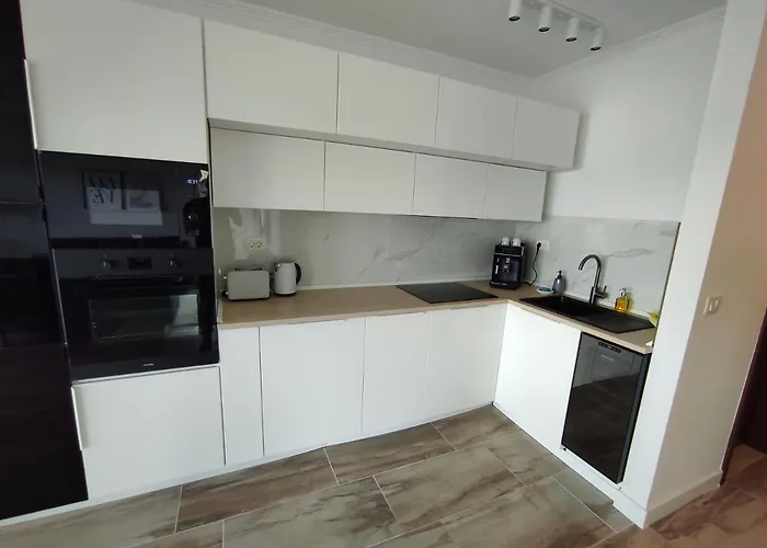 Panorama Apartment *