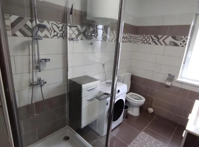 Panorama Apartment *